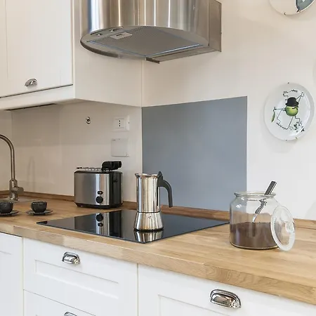 Contemporary Conce 2 Bedrooms Flat דירה *